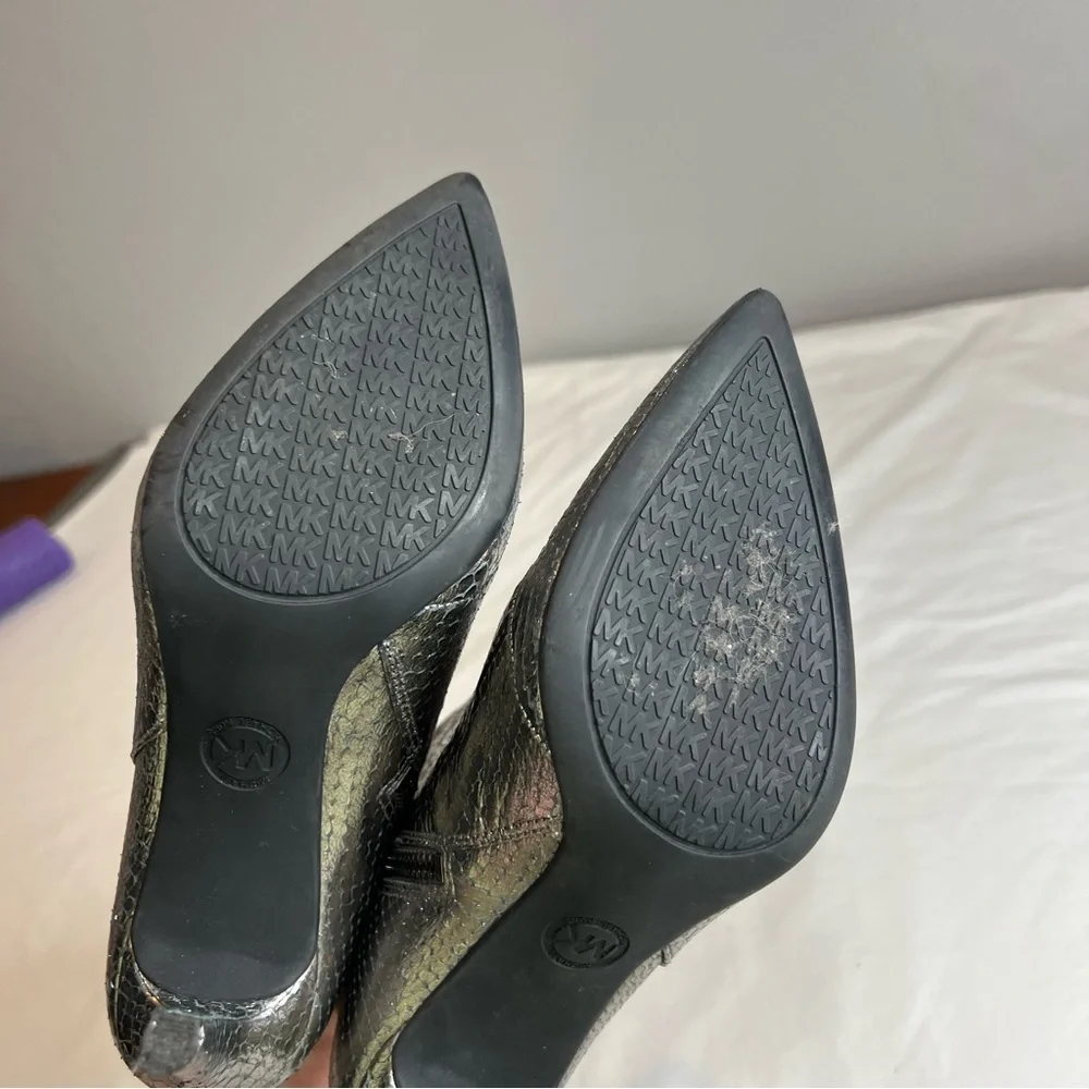 Michael Kors Dorothy flex mid heel side zip. Silver snake ankle boots size 6